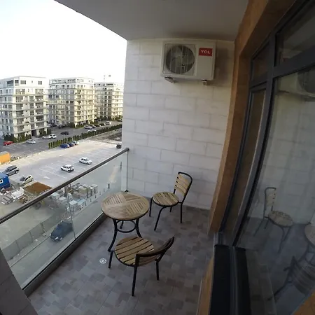 Apartment 911 *