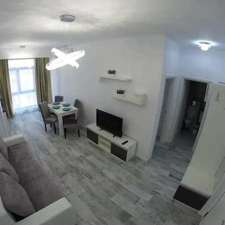 911 Apartment Mamaia