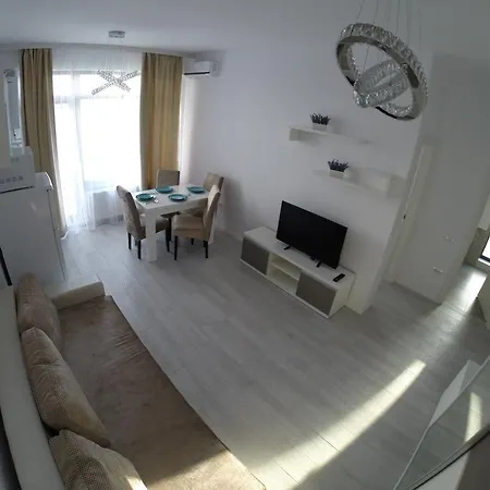 Apartment 911 Mamaia
