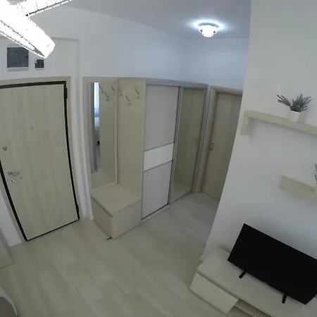 Apartment 911