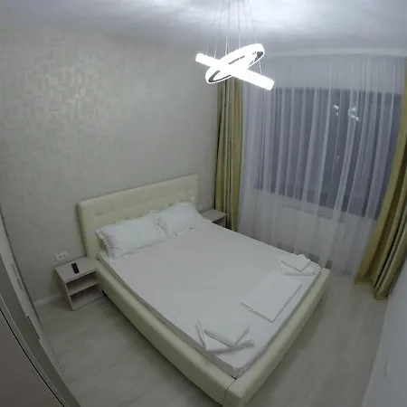 911 Apartment *